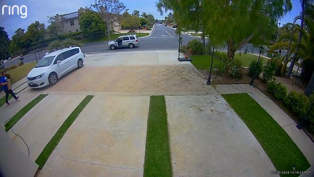 Ring_HBFrontGarage_20240530_1316